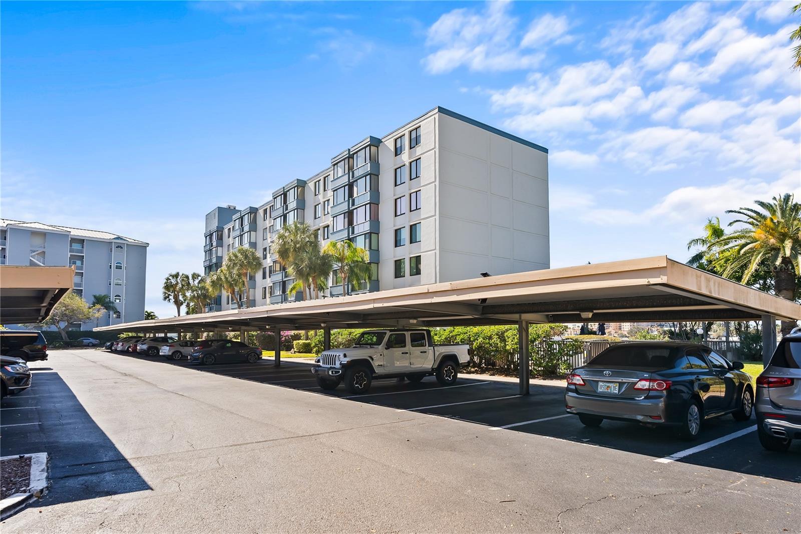 ISLAND POINT 1 CONDO - Residential Lease