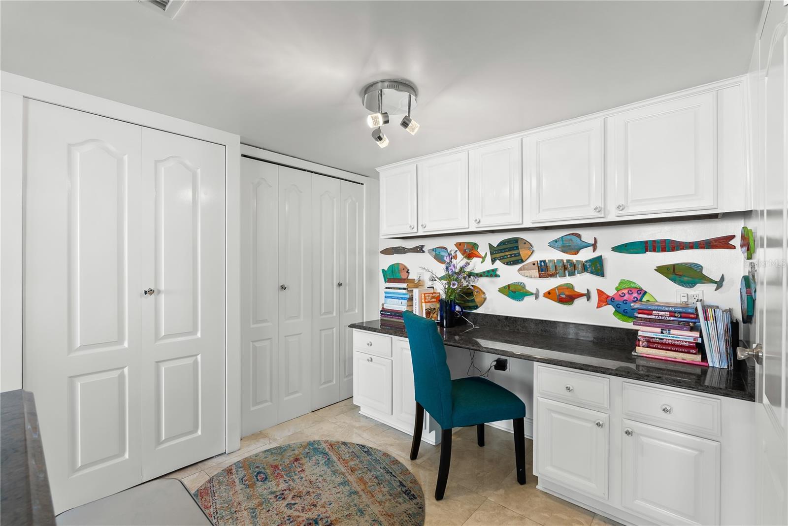 ISLAND POINT 1 CONDO - Residential Lease