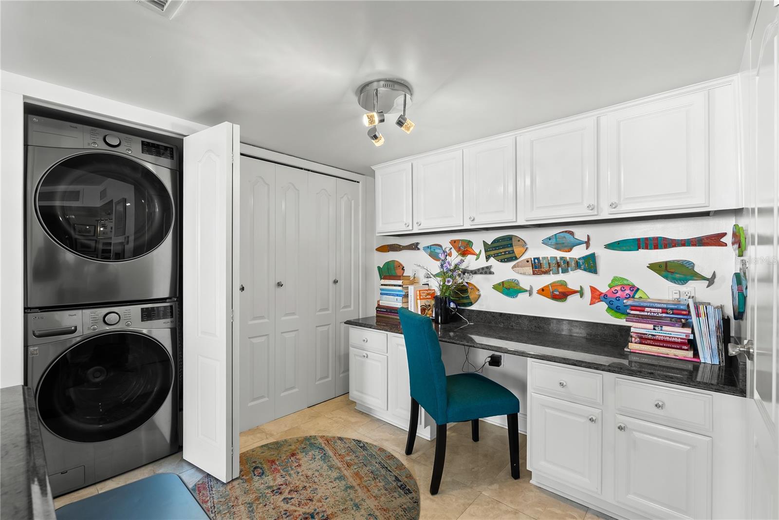 ISLAND POINT 1 CONDO - Residential Lease