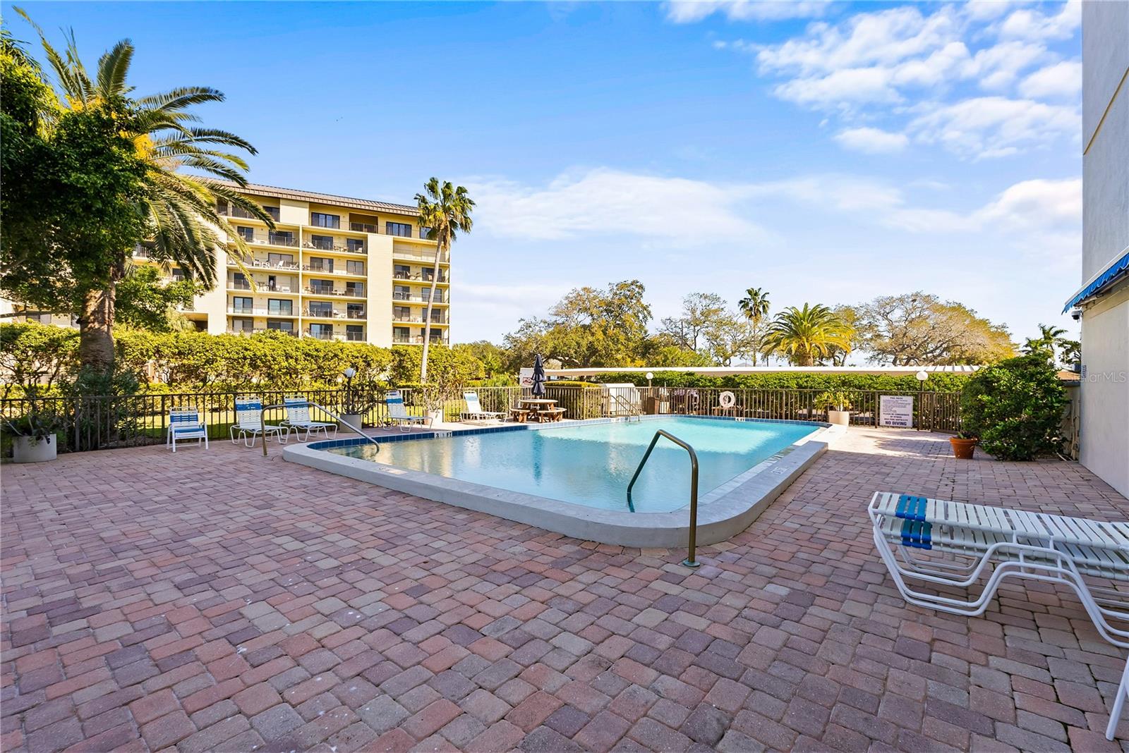 ISLAND POINT 1 CONDO - Residential Lease