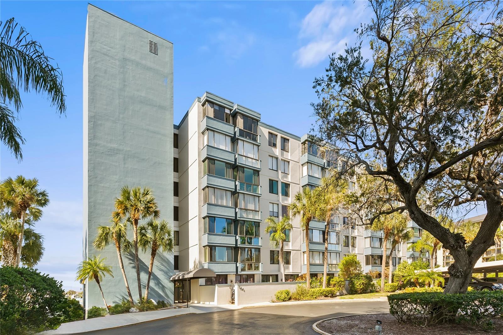 ISLAND POINT 1 CONDO - Residential Lease