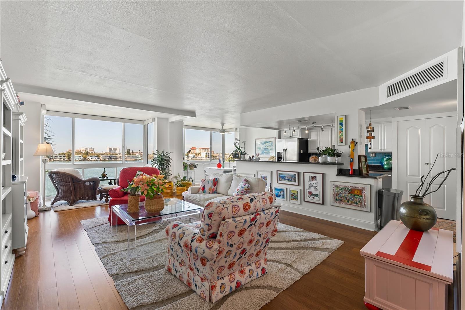 ISLAND POINT 1 CONDO - Residential Lease