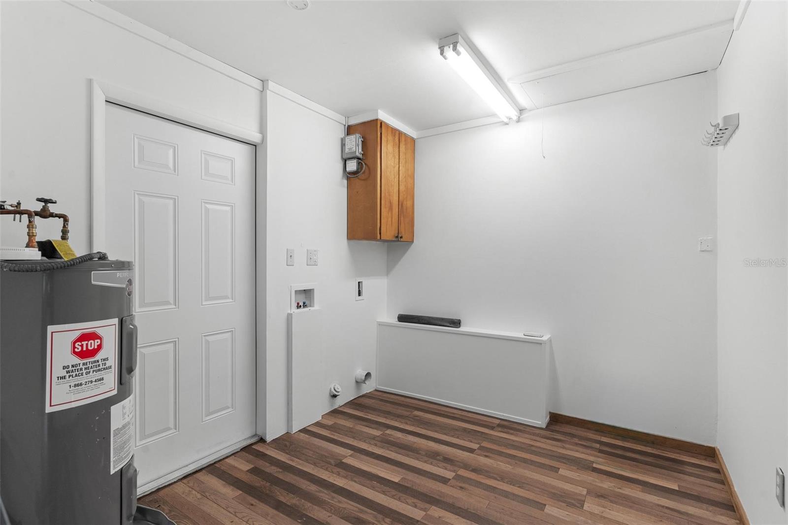 DERK BRONS - Residential