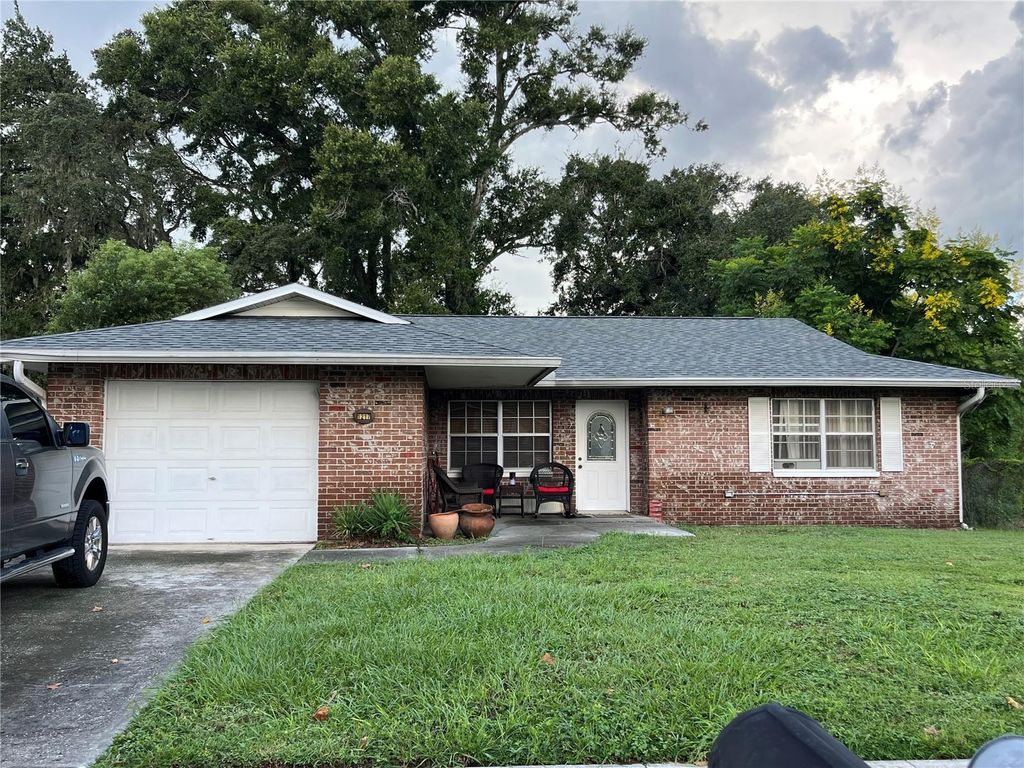 Photo of 1217 Oak Valley Drive, Seffner, FL 33584 (MLS # TB8432237)