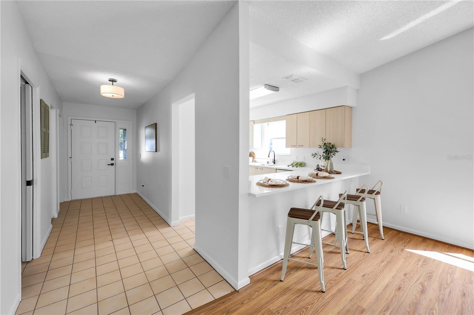 642 GLEN OAKS DRIVE