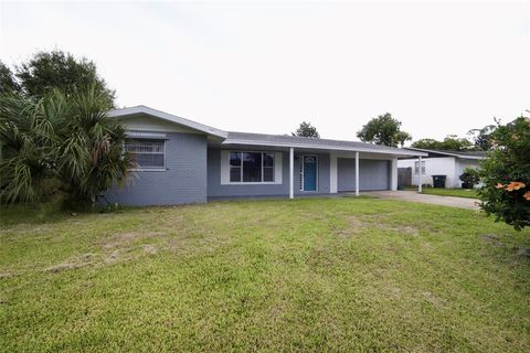 A home in DAYTONA BEACH