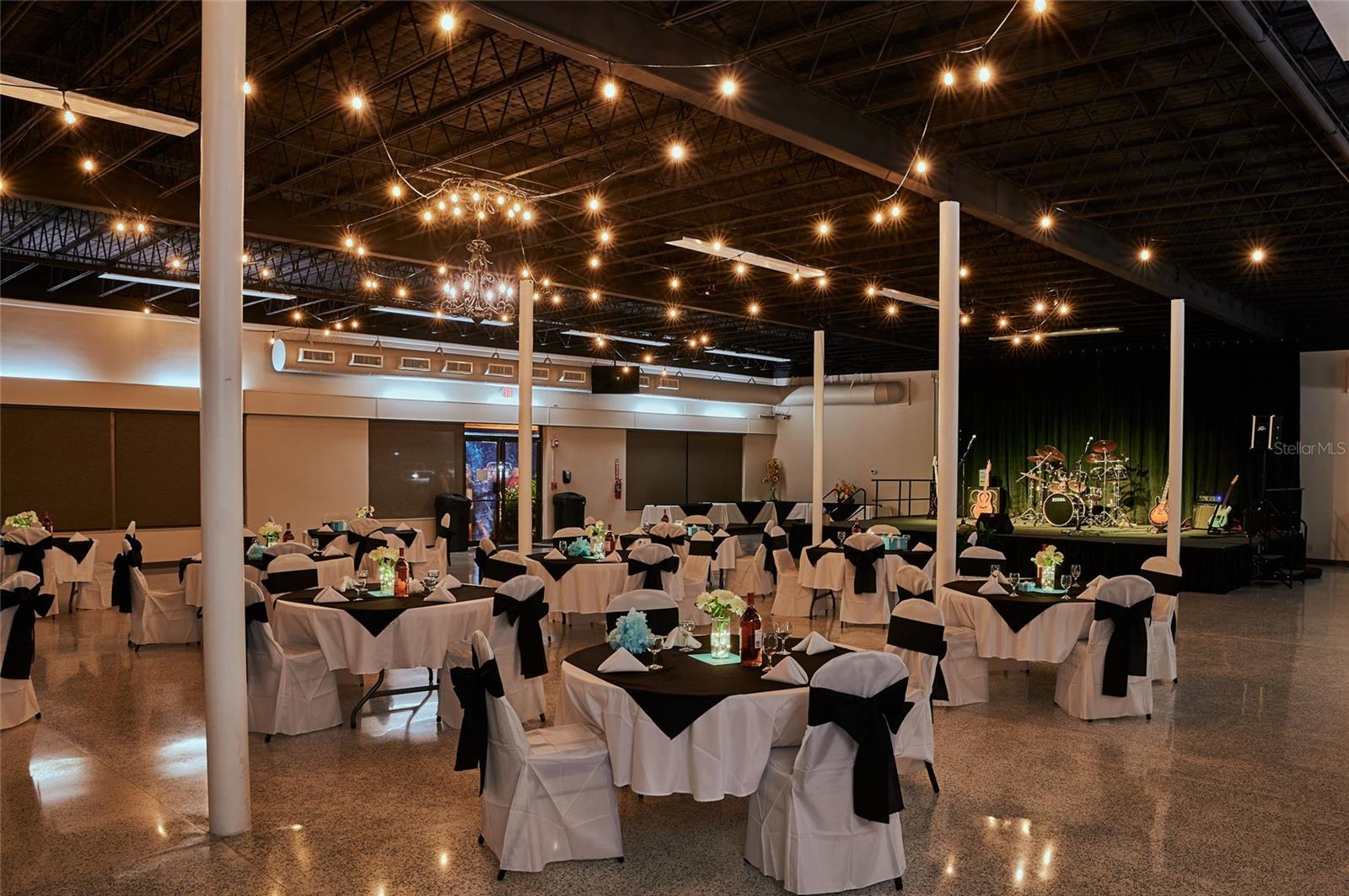 INDIAN LAKE ESTATES - Land