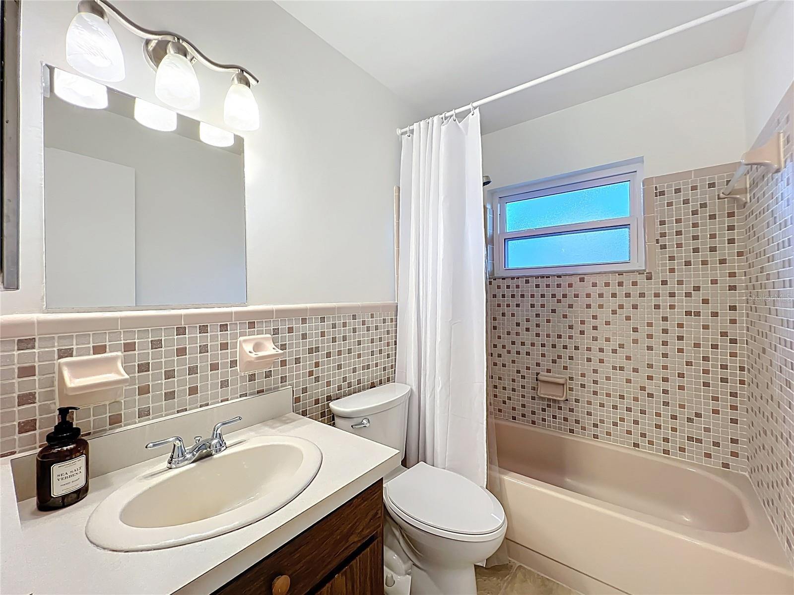 WRENWOOD UNIT 3 4TH ADD - Residential