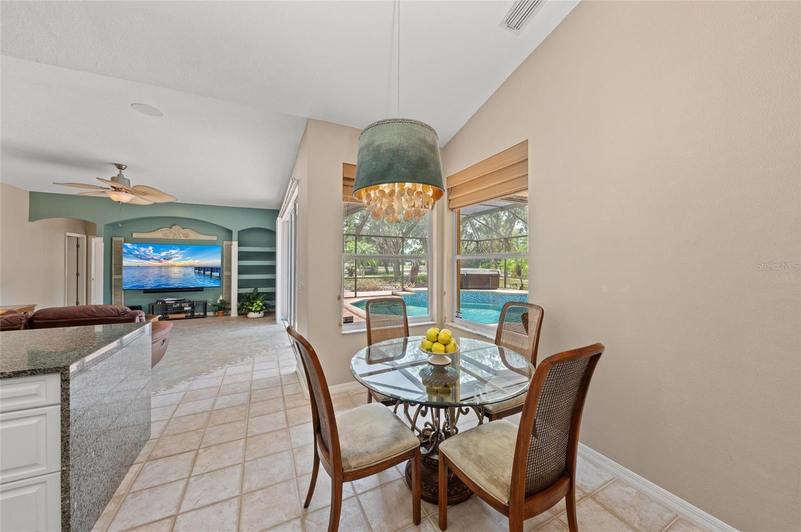 COUNTRY CREEK PH I - Residential