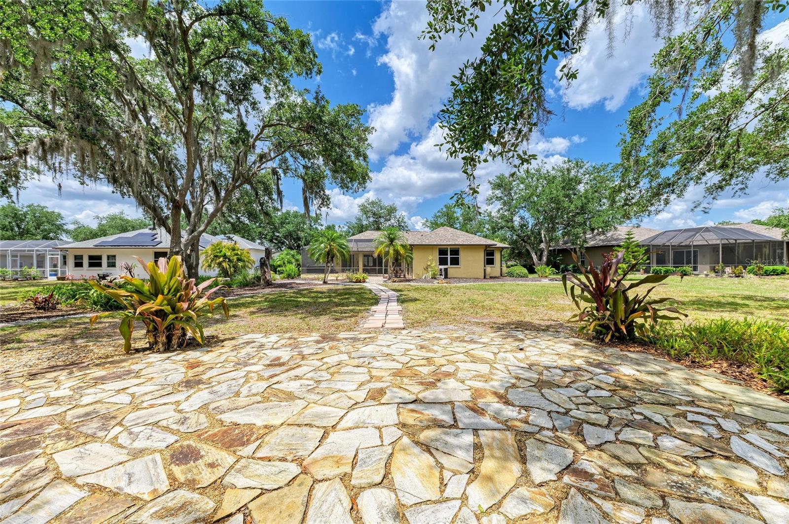 COUNTRY CREEK PH I - Residential