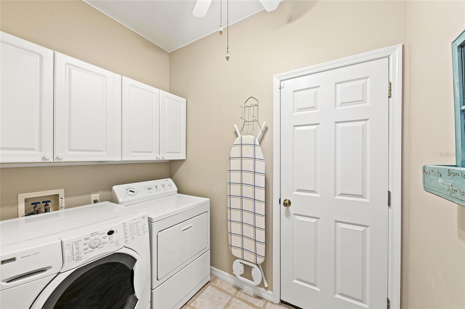 COUNTRY CREEK PH I - Residential