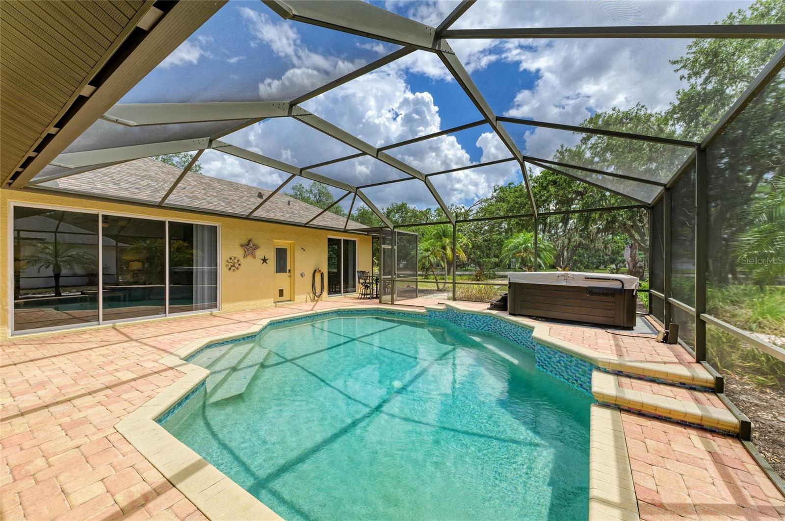 COUNTRY CREEK PH I - Residential
