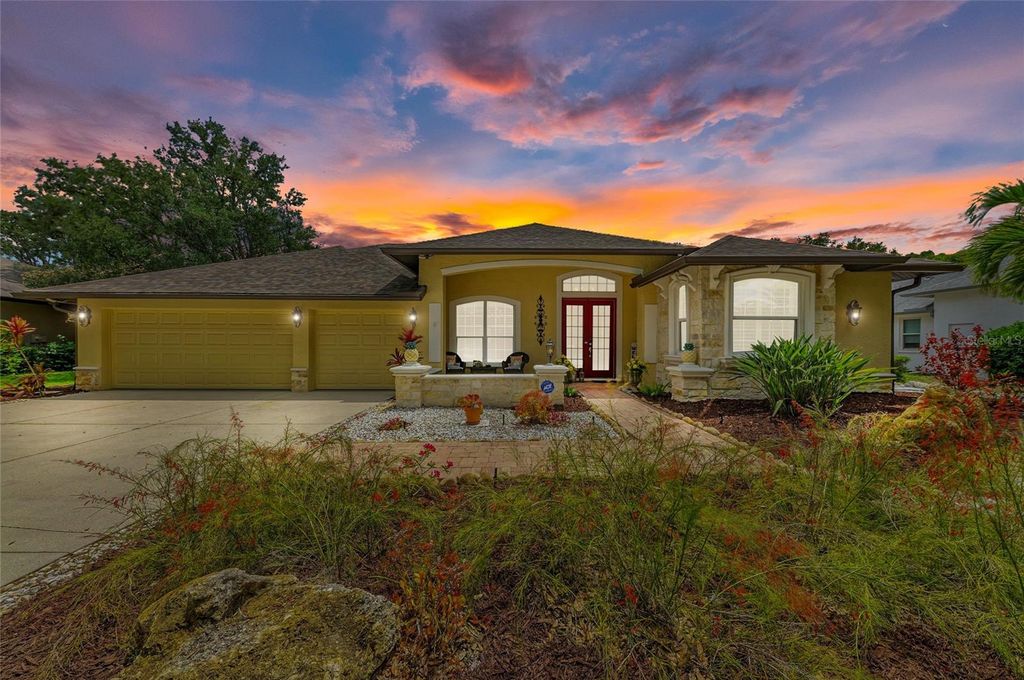 Photo of 127 Mill Run E, Bradenton, FL 34212 (MLS # A4665562)