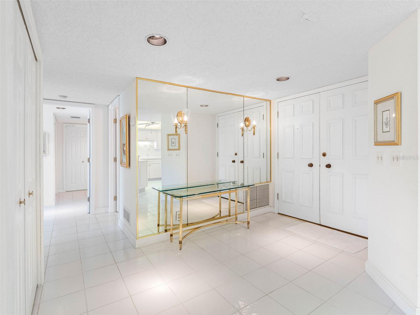 1400 GULF BOULEVARD 511