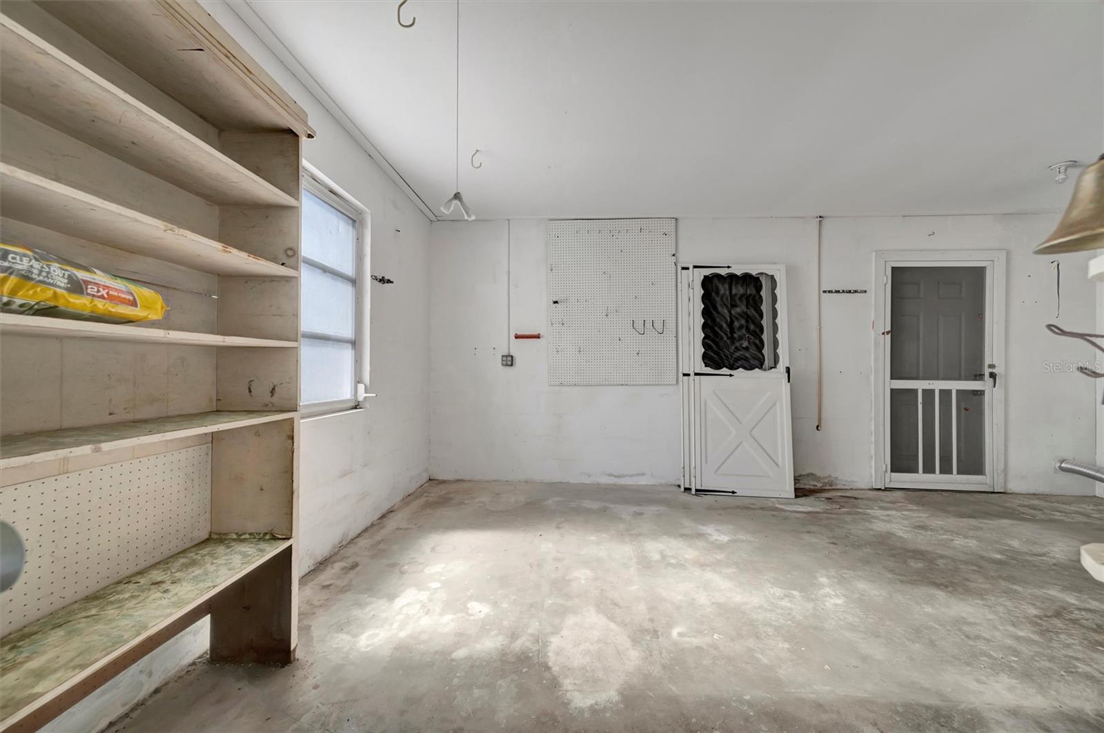 DEL WEBBS SUN CITY FLORIDA UN - Residential