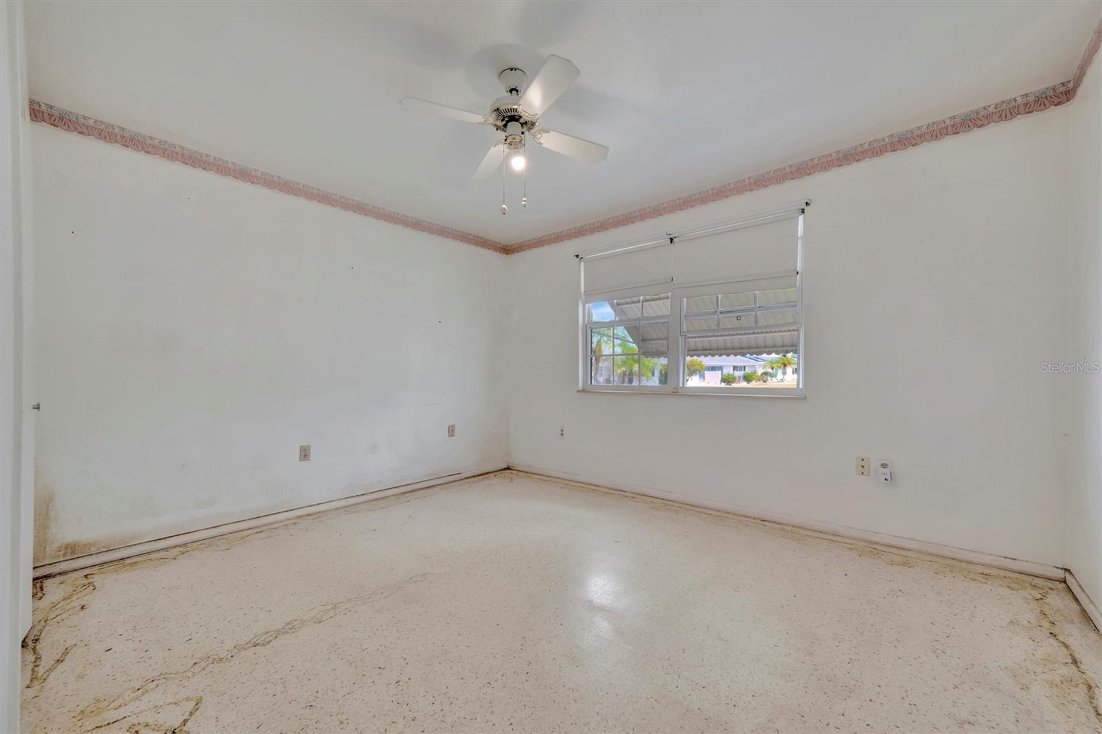 DEL WEBBS SUN CITY FLORIDA UN - Residential