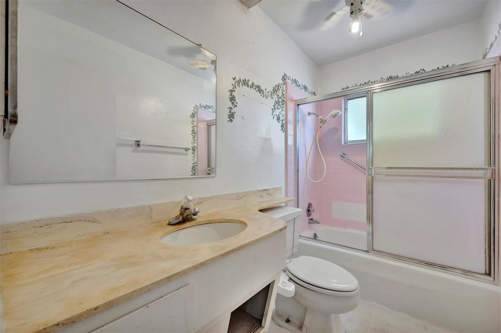 DEL WEBBS SUN CITY FLORIDA UN - Residential