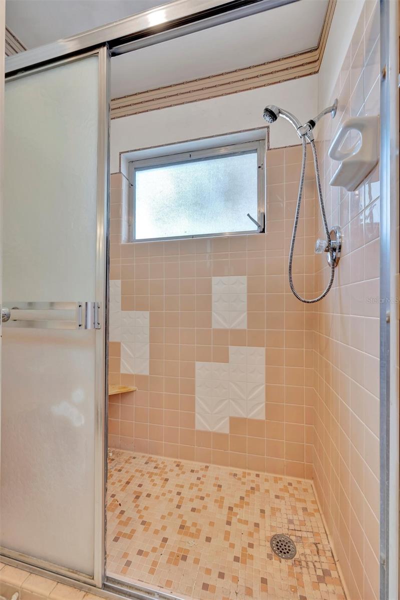 DEL WEBBS SUN CITY FLORIDA UN - Residential