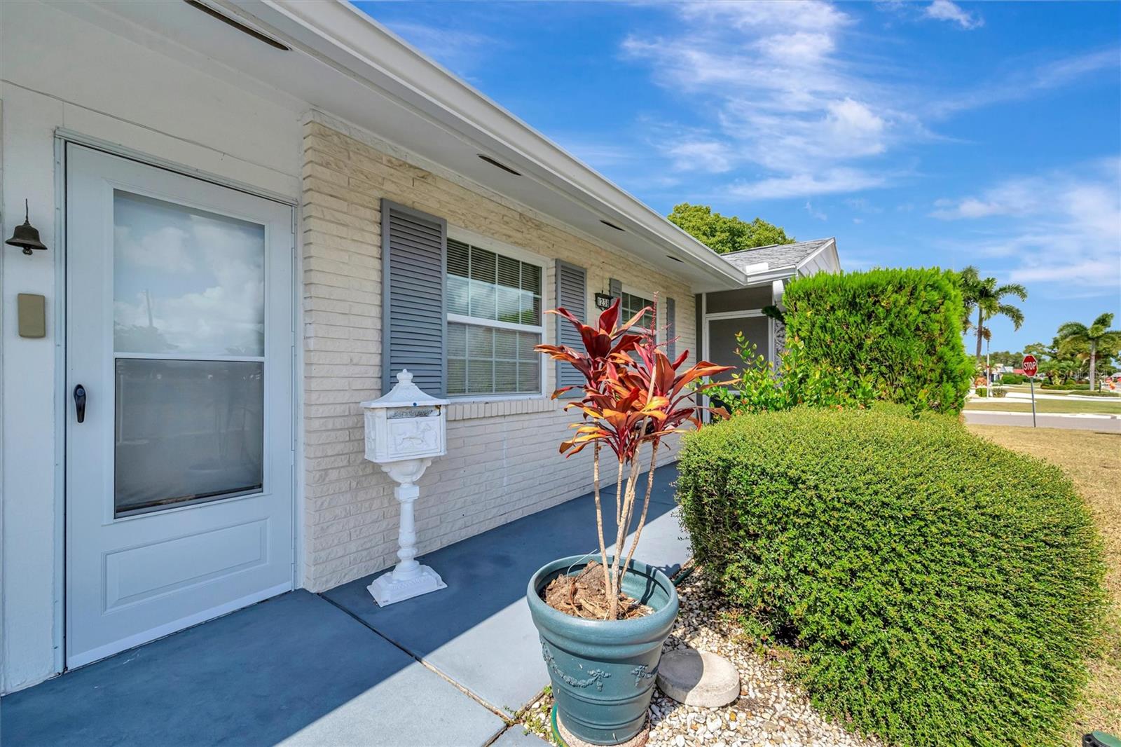 DEL WEBBS SUN CITY FLORIDA UN - Residential