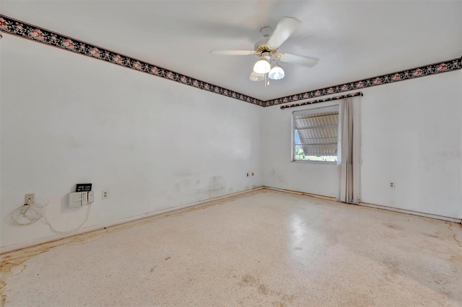 DEL WEBBS SUN CITY FLORIDA UN - Residential