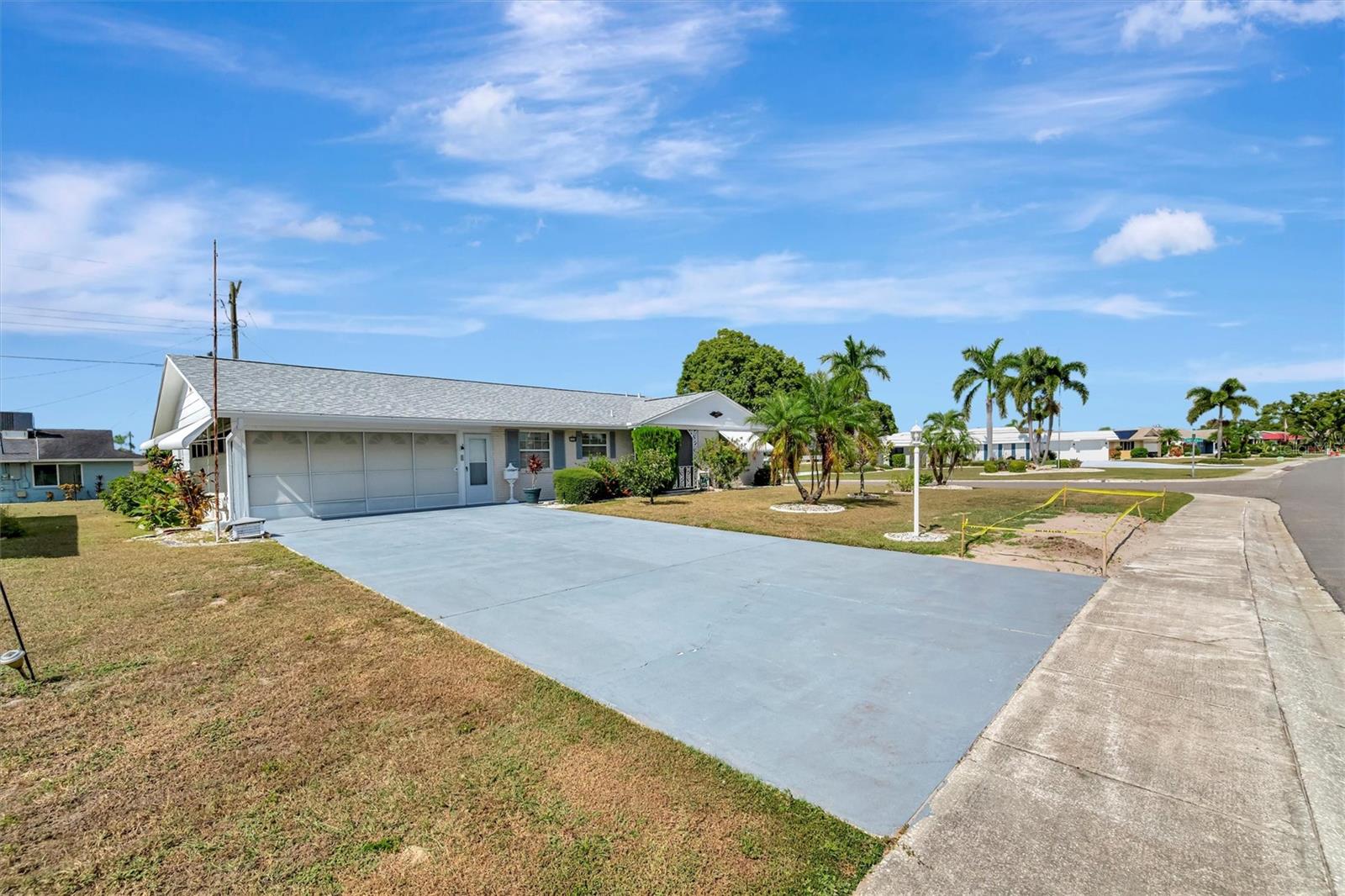 DEL WEBBS SUN CITY FLORIDA UN - Residential