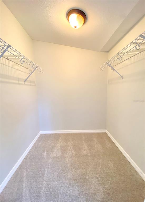 VILLAS/LK IVANHOE - Residential Lease