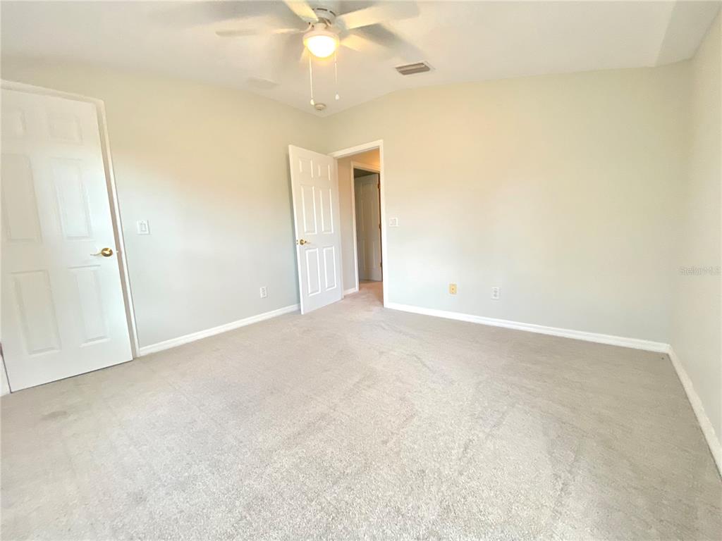 VILLAS/LK IVANHOE - Residential Lease