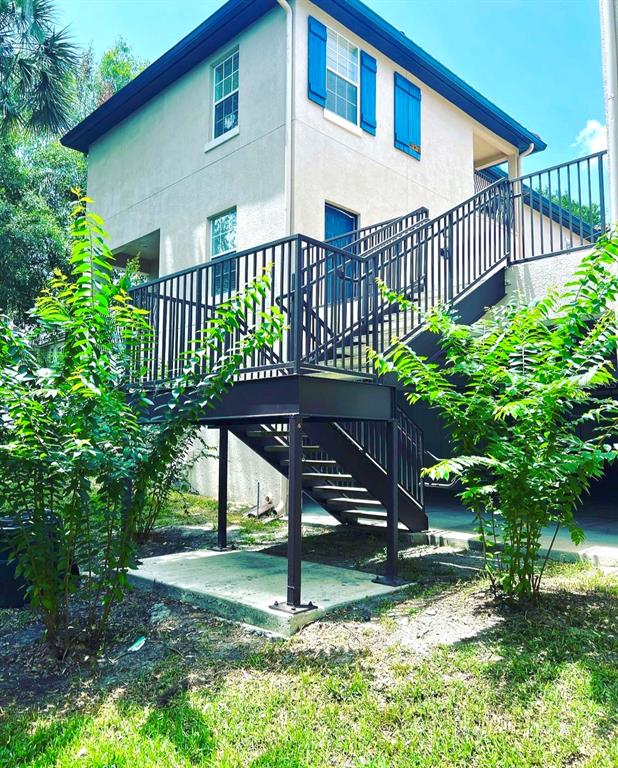 VILLAS/LK IVANHOE - Residential Lease