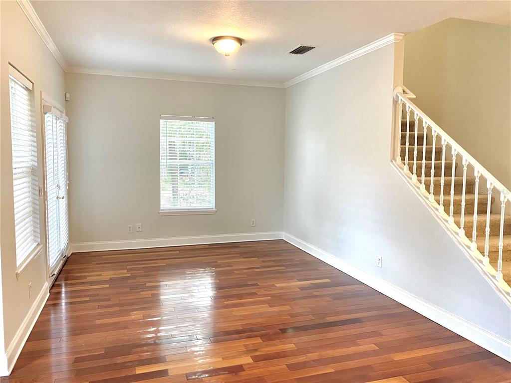 VILLAS/LK IVANHOE - Residential Lease