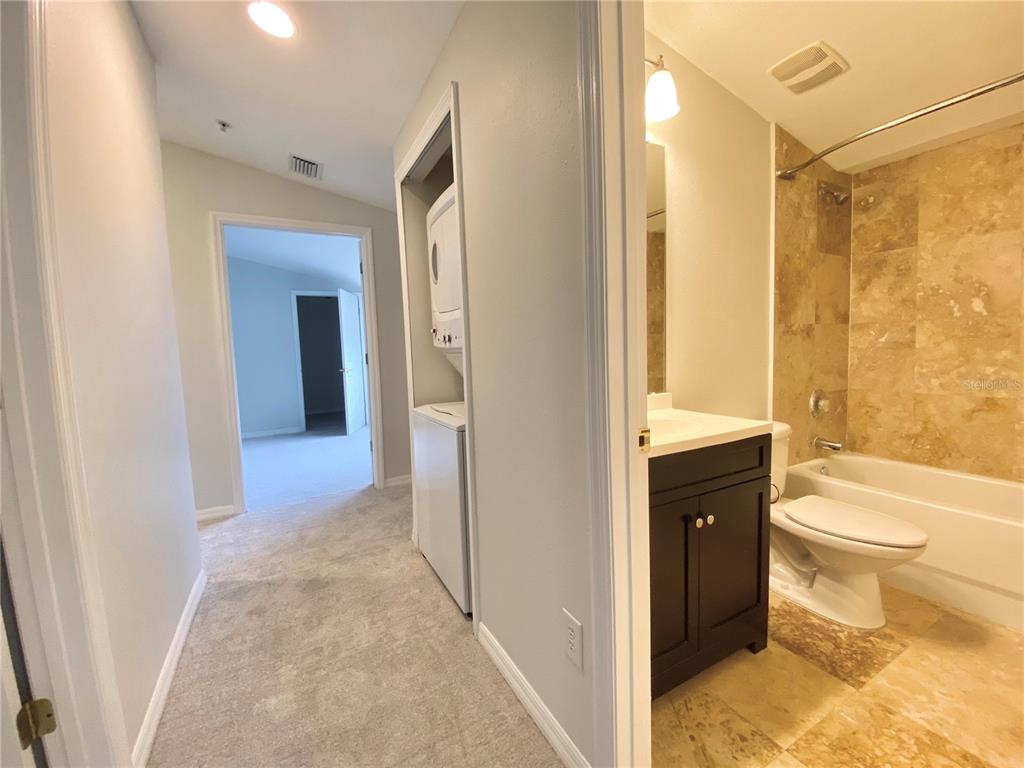 VILLAS/LK IVANHOE - Residential Lease