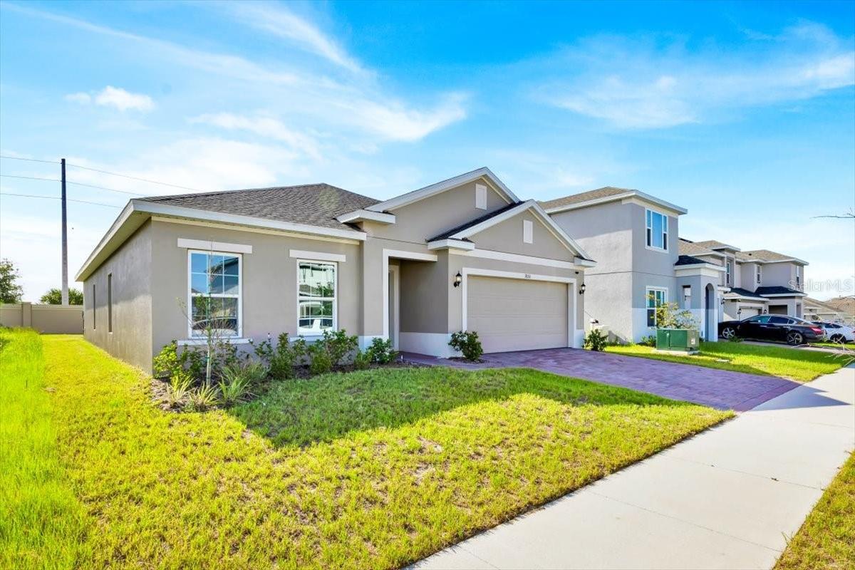 3653 YARIAN DRIVE