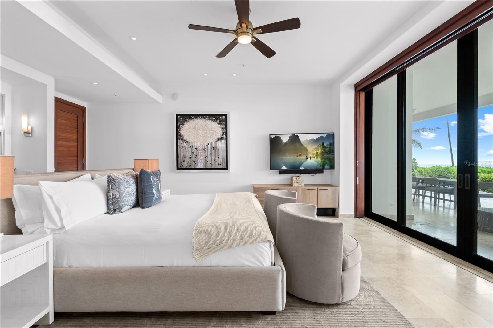 WEST BEACH RESIDENCES - Residential