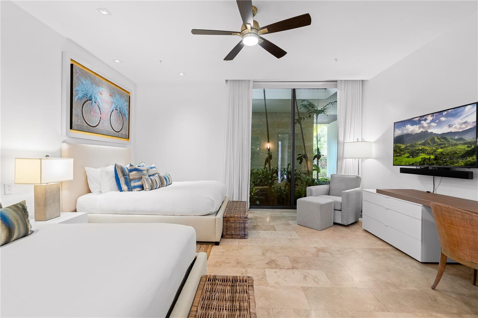 WEST BEACH RESIDENCES - Residential