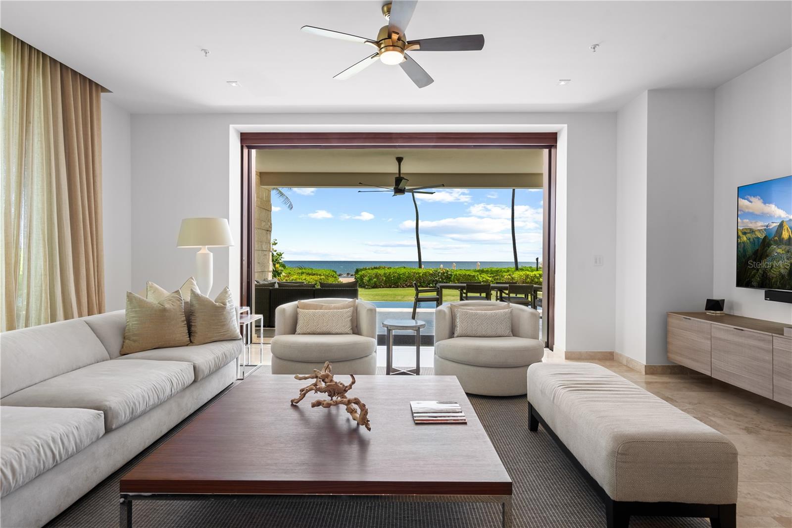 WEST BEACH RESIDENCES - Residential