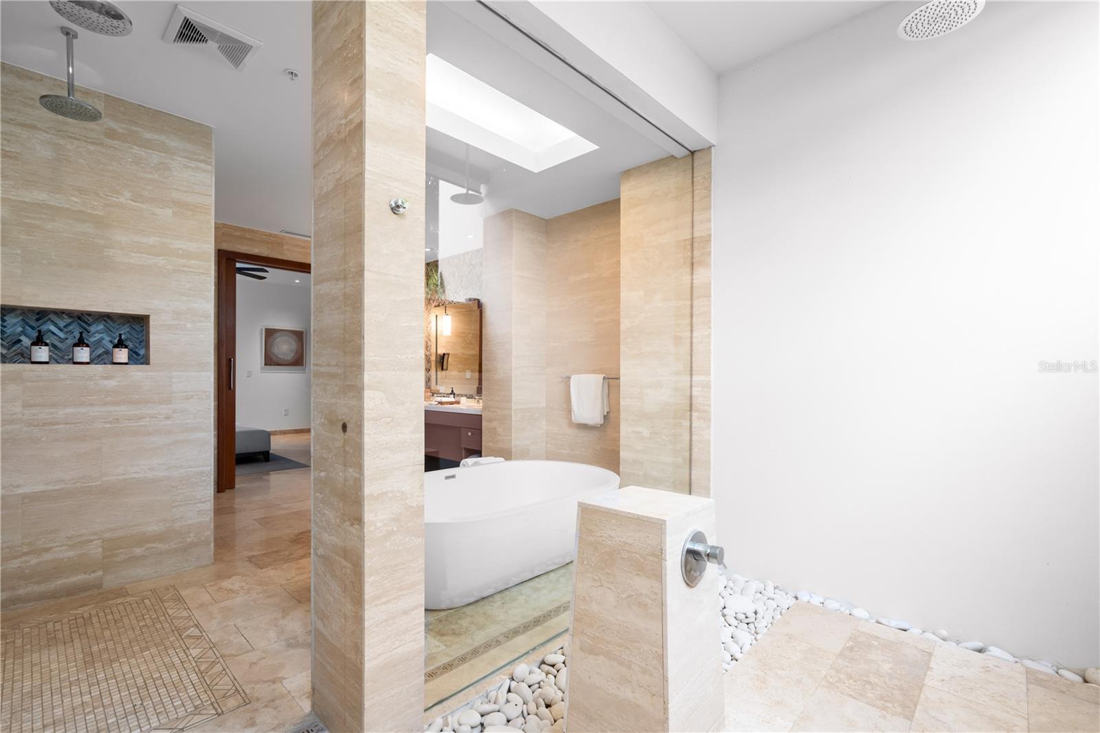WEST BEACH RESIDENCES - Residential