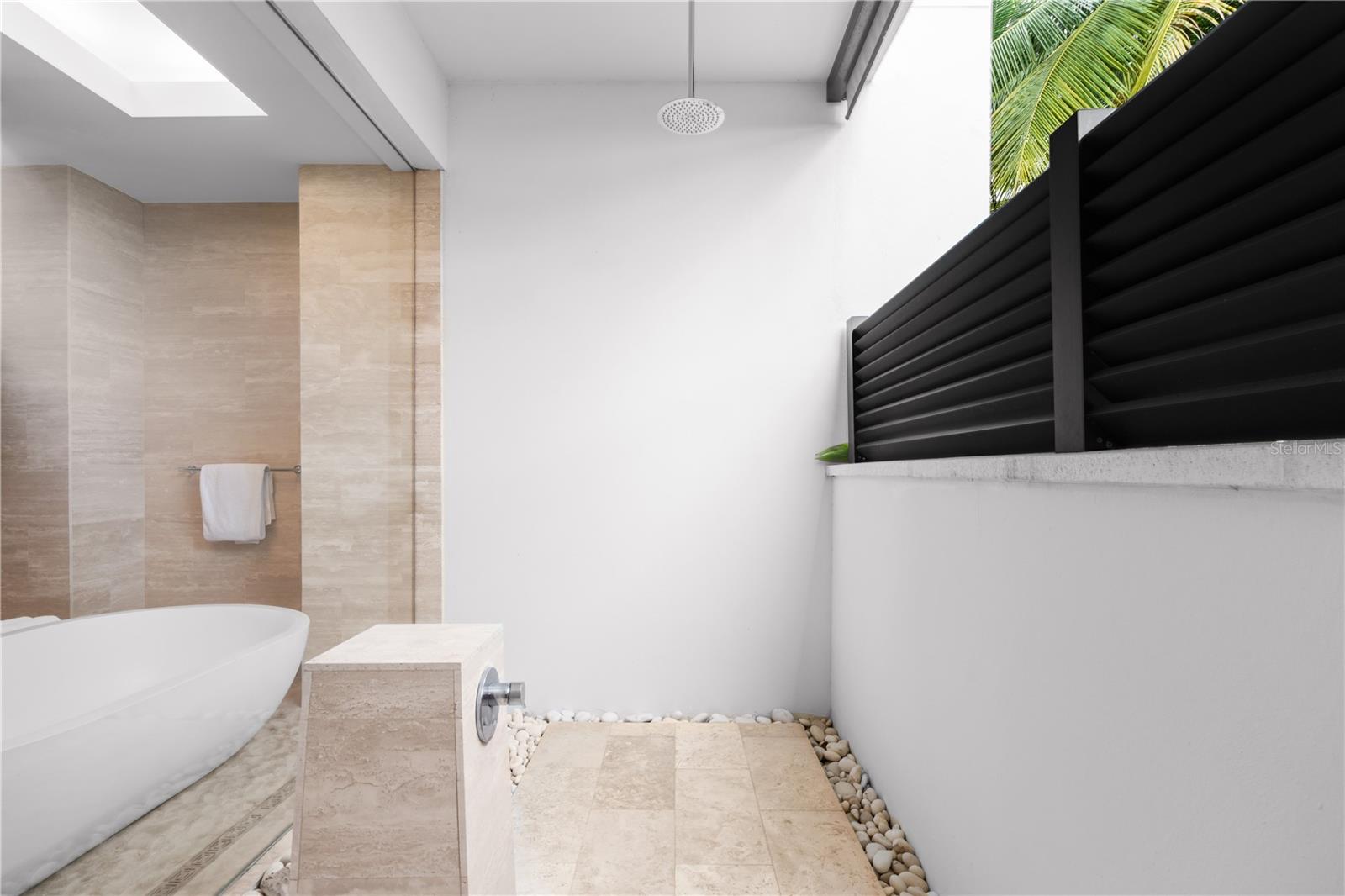 WEST BEACH RESIDENCES - Residential
