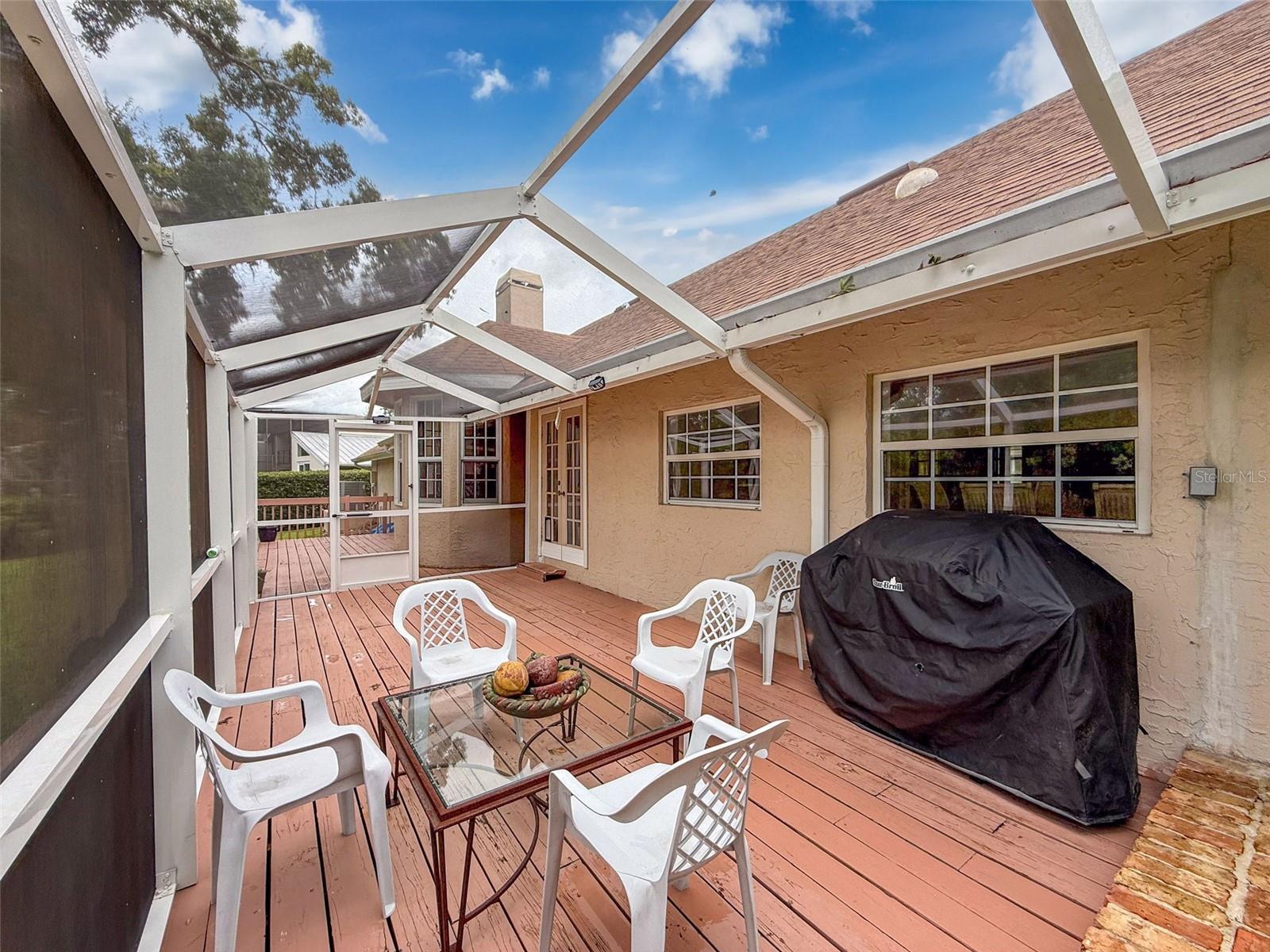 RIVERSIDE - Residential