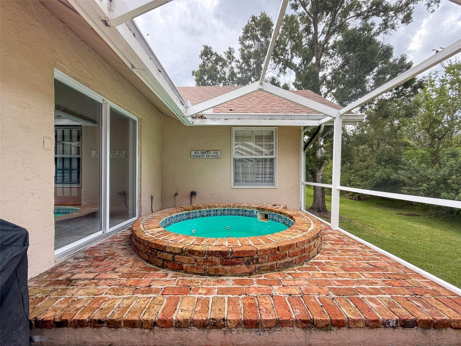 RIVERSIDE - Residential