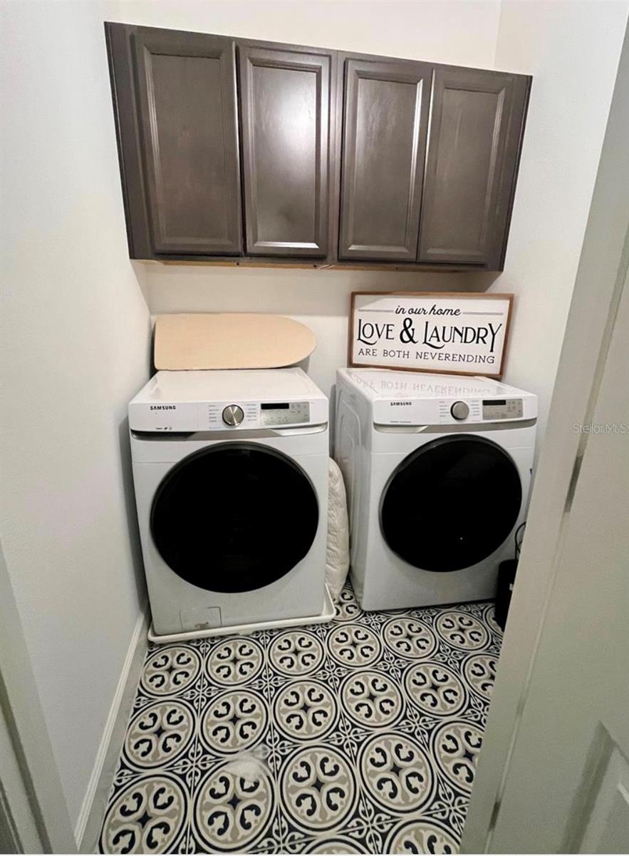 SEMINOLE CROSSING TWNHMS - Residential