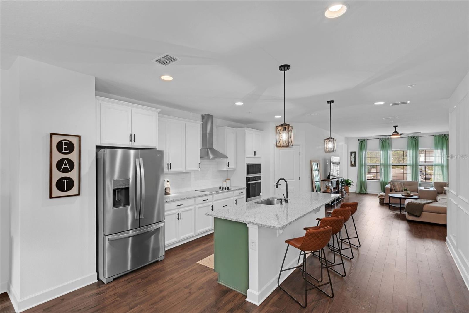 SEMINOLE CROSSING TWNHMS - Residential