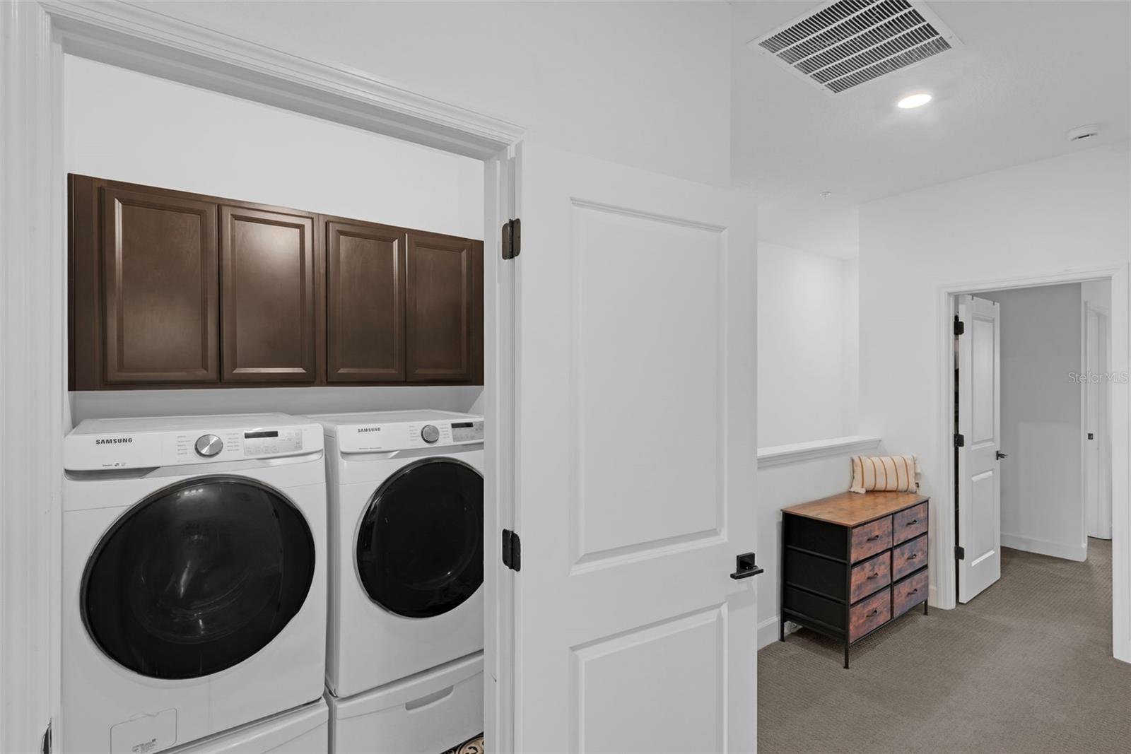 SEMINOLE CROSSING TWNHMS - Residential