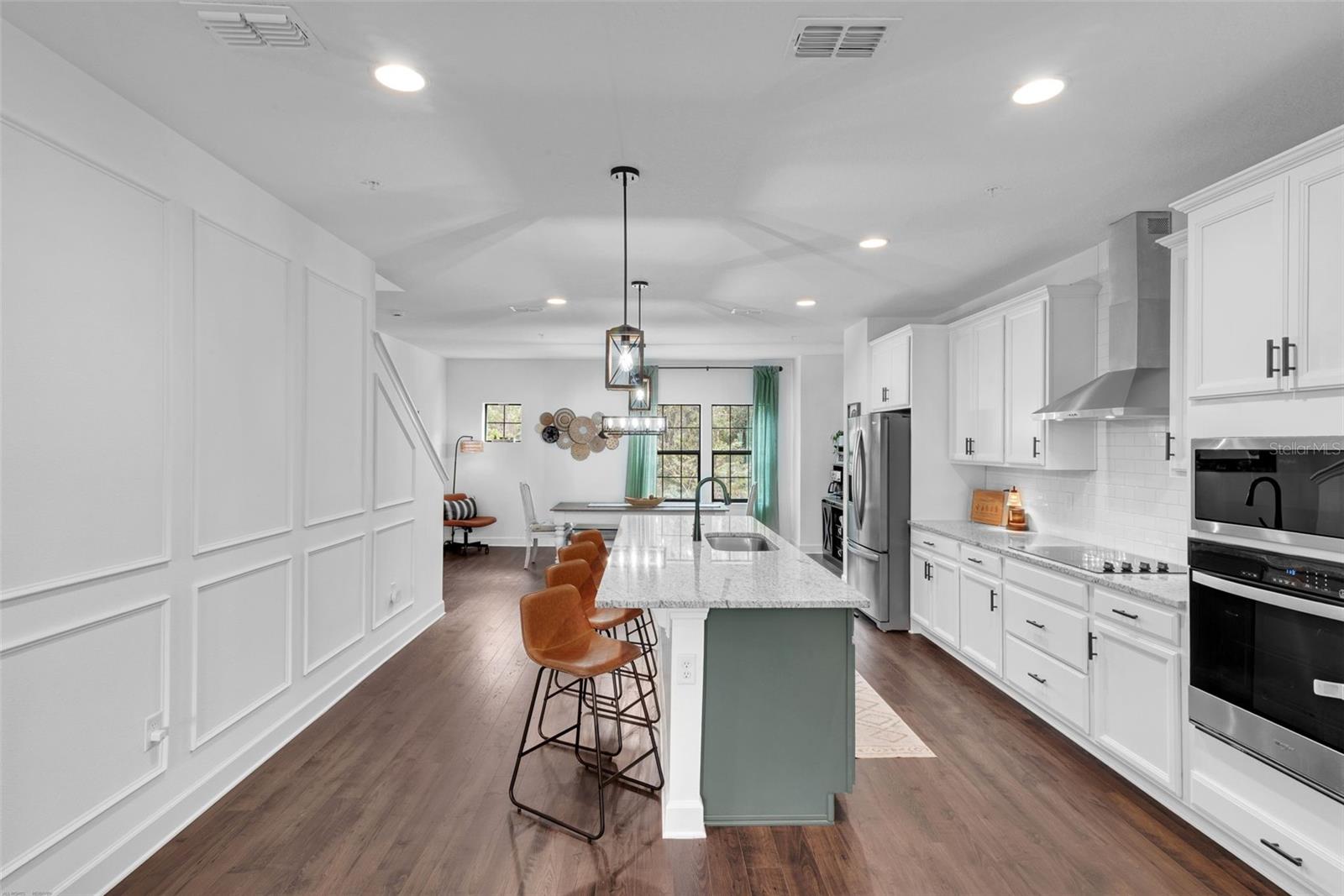 SEMINOLE CROSSING TWNHMS - Residential