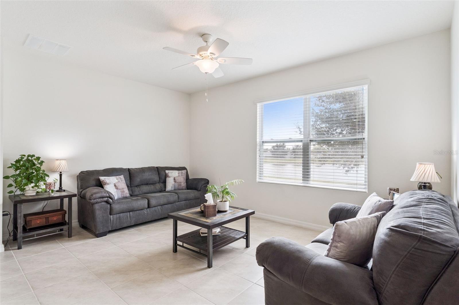 CANOPY WALK PH 1 - Residential