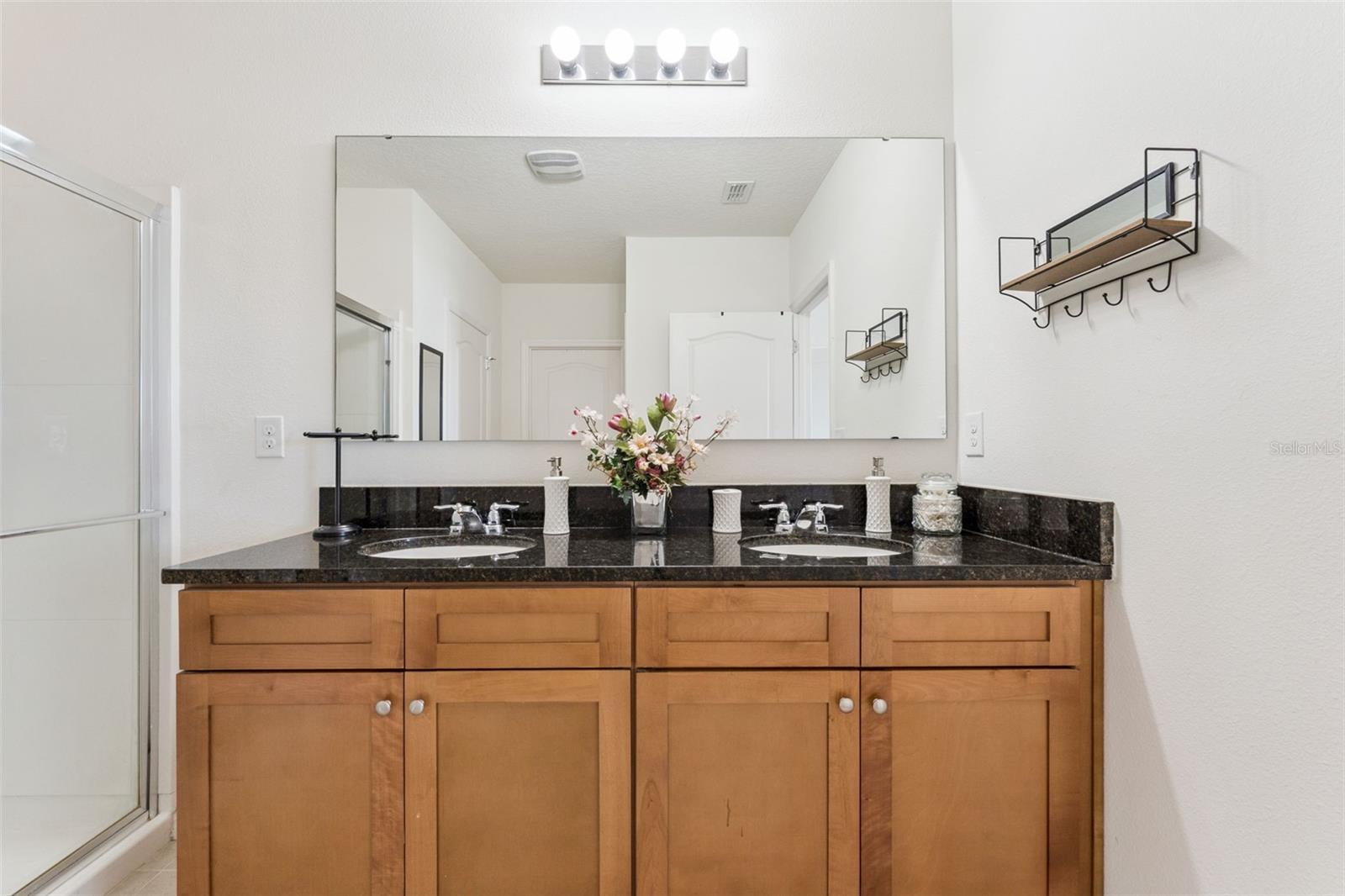 CANOPY WALK PH 1 - Residential