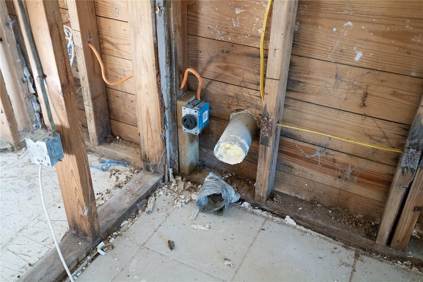 NORTH UNIT 1 - Residential