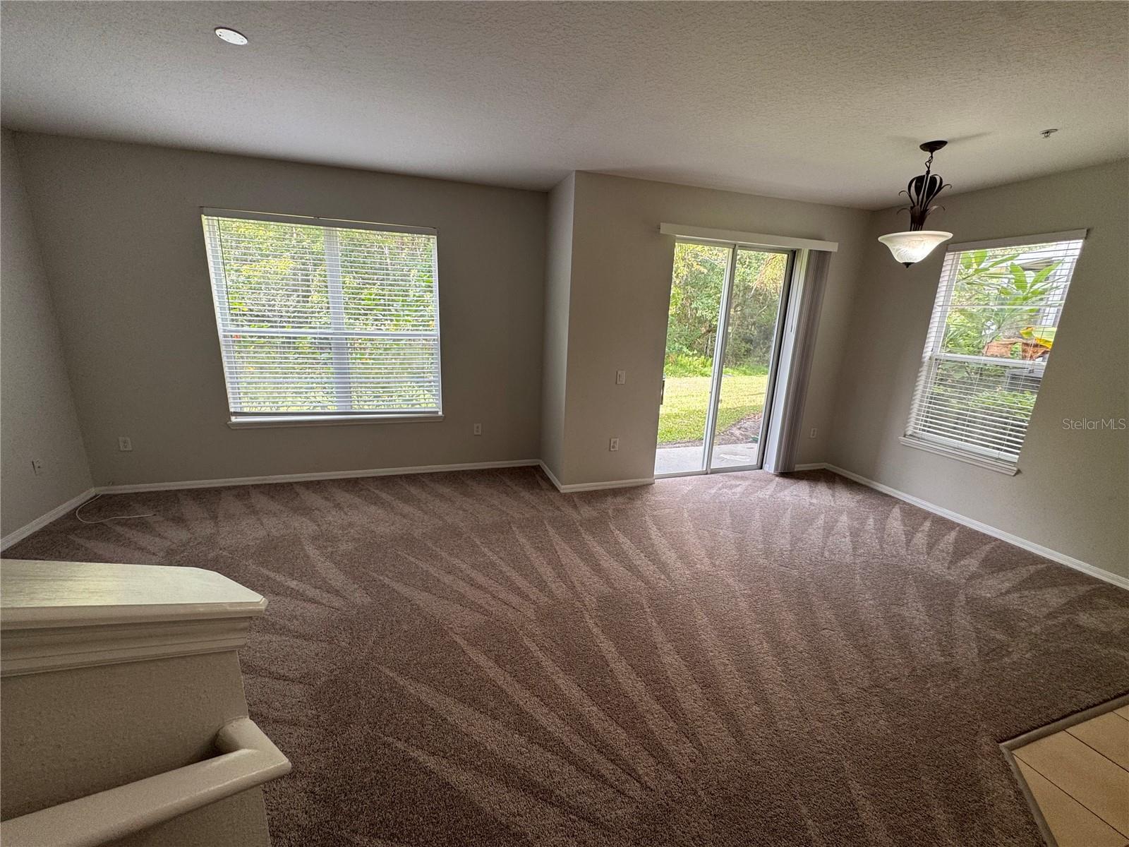 CARTER GLEN - Residential Lease