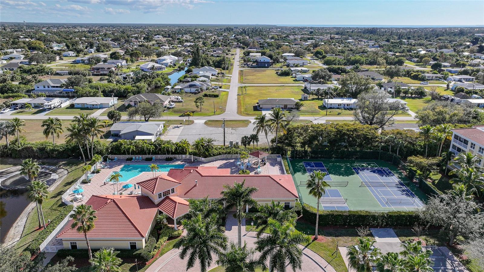 255 W END DRIVE 1408, PUNTA GORDA, FL, 33950 1 255 W END DRIVE 1408