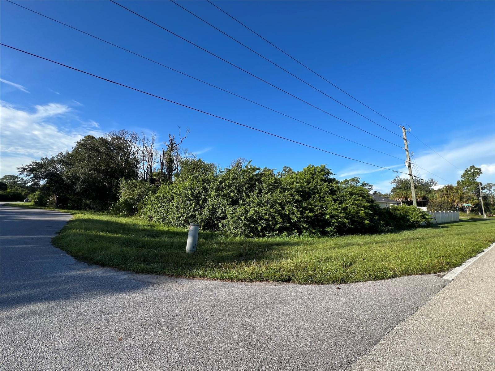 1009 FORRESTAL STREET, PORT CHARLOTTE, FL, 33953 2 1009 FORRESTAL STREET