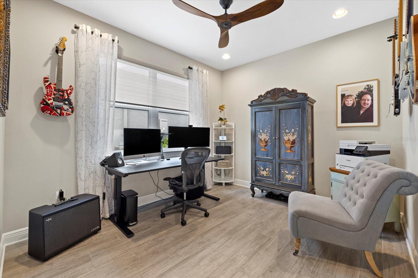 SWEETWATER AT LAKEWOOD RANCH PH I & II - Residential