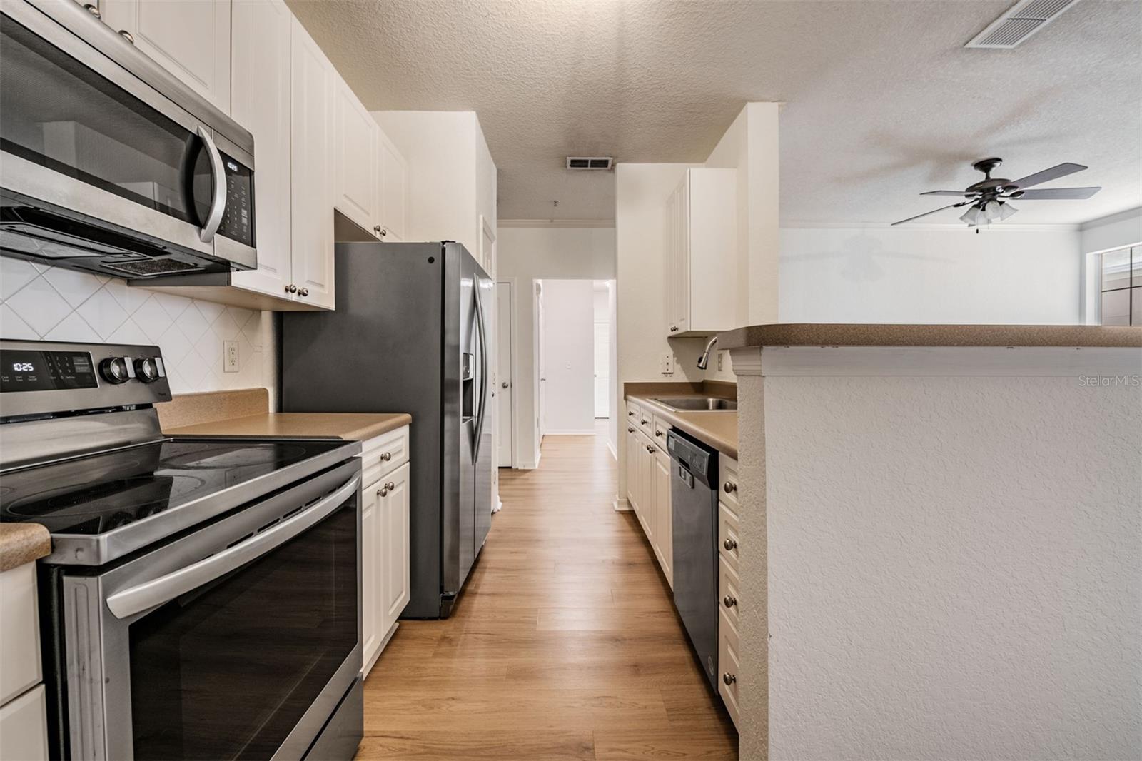 VILLA SONOMA CONDOMINIUMS - Residential